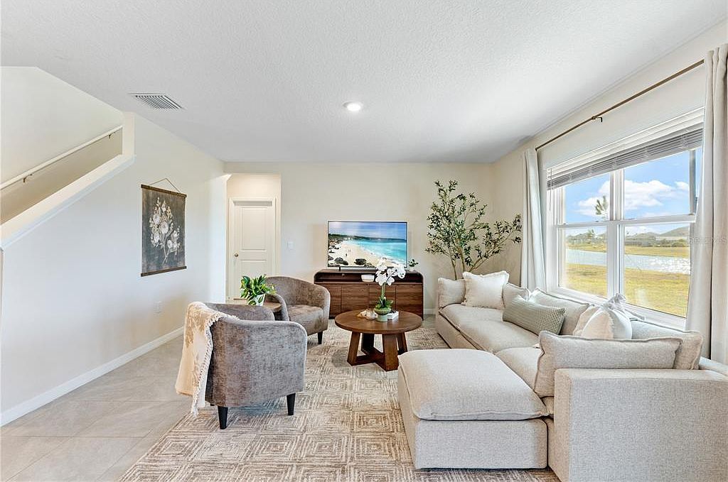 8367 Ender Hills Dr Wesley Chapel, FL 33545 - Thumbnail 3