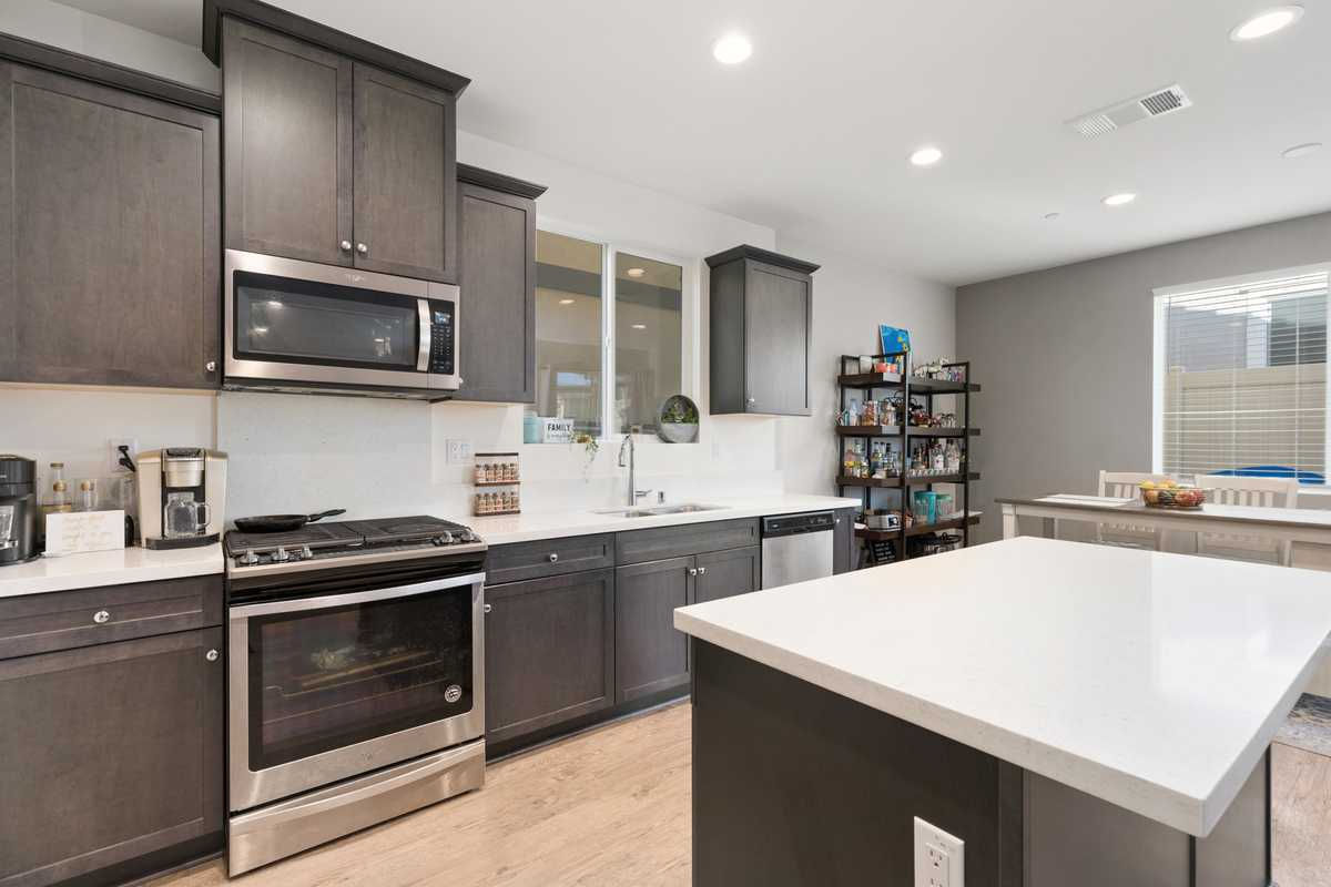 24251 White Willow Avenue, Murrieta, CA, USA, 92562  | Single Family