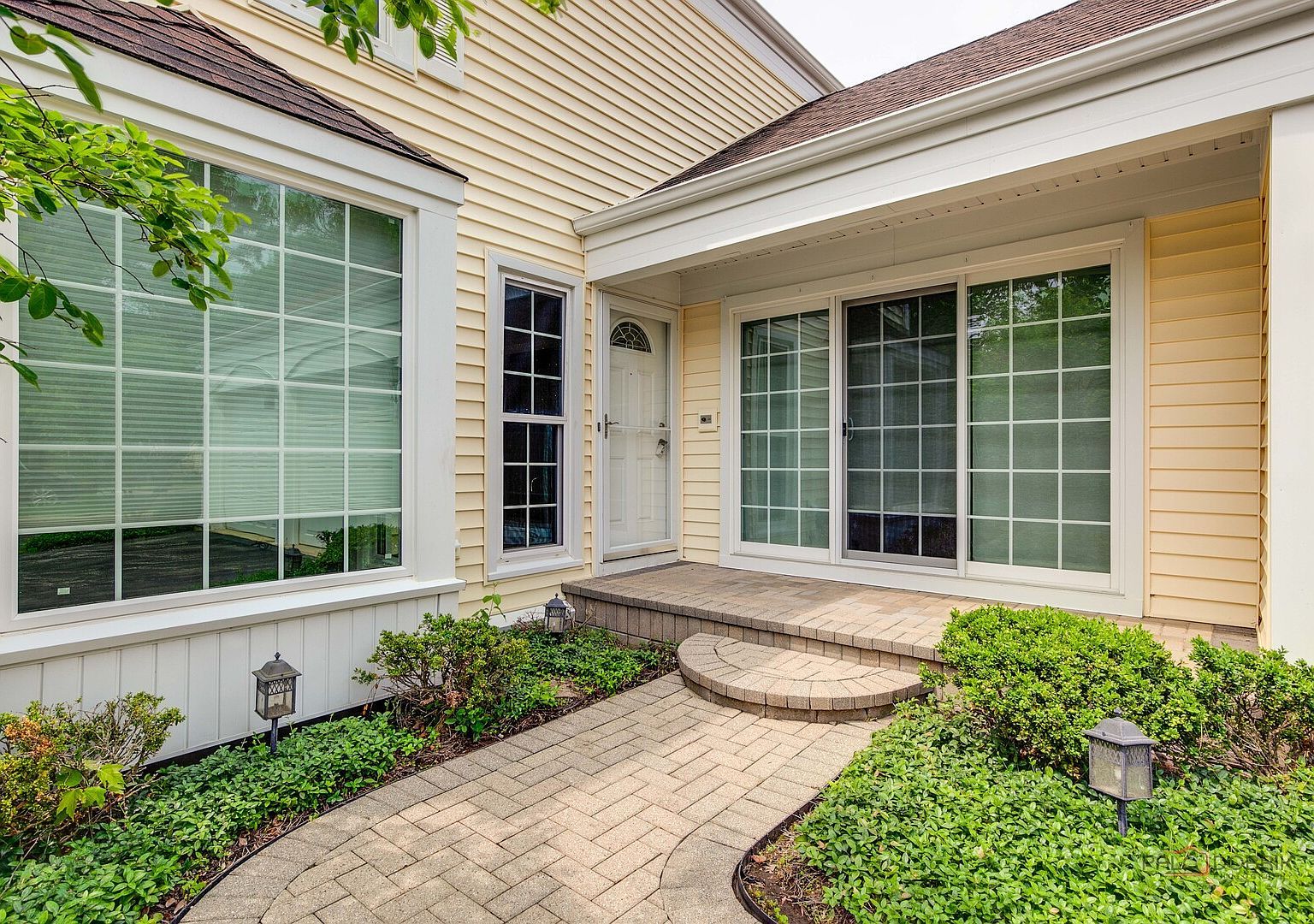 9 Court Of Lagoon Vw Northbrook, IL 60062 - Thumbnail 3