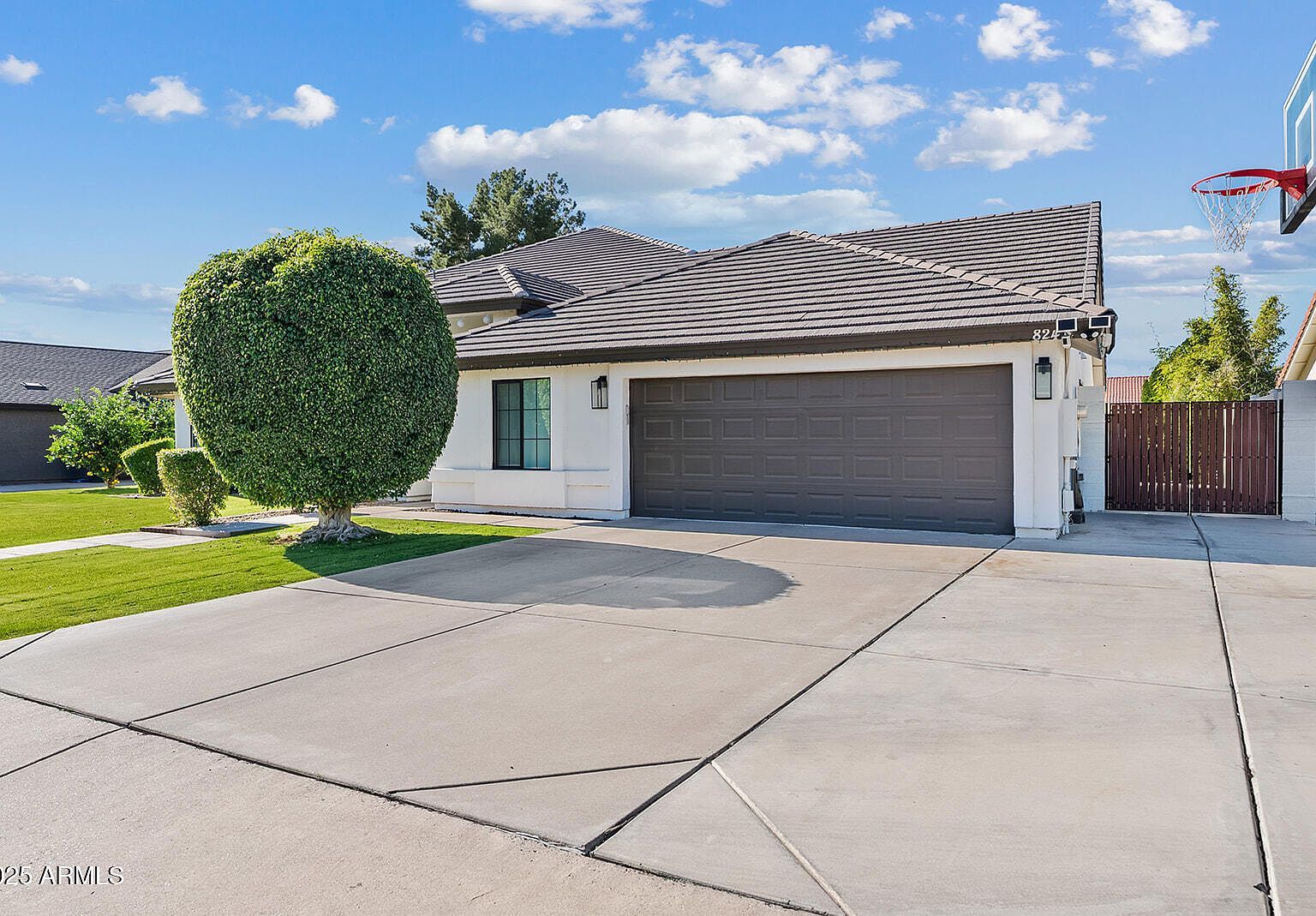 824 N York Cir Mesa, AZ 85213 - Thumbnail 3