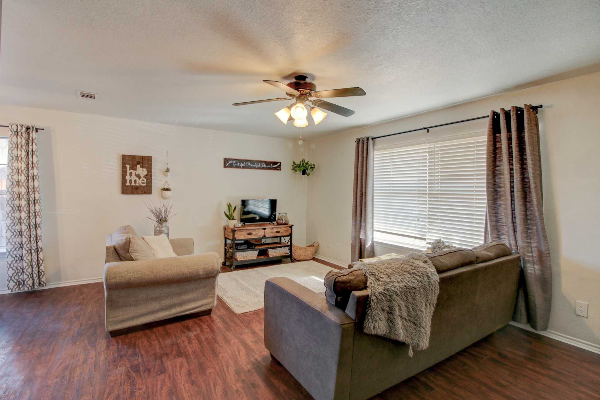 1016 Weiss Avenue, Princeton, TX, USA, 75407 - Thumbnail 3