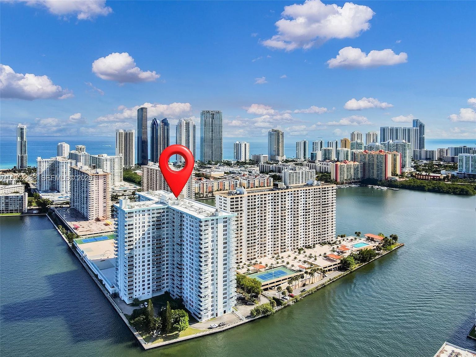 301 174th St APT 1018 Sunny Isles Beach, FL 33160 - Thumbnail 3