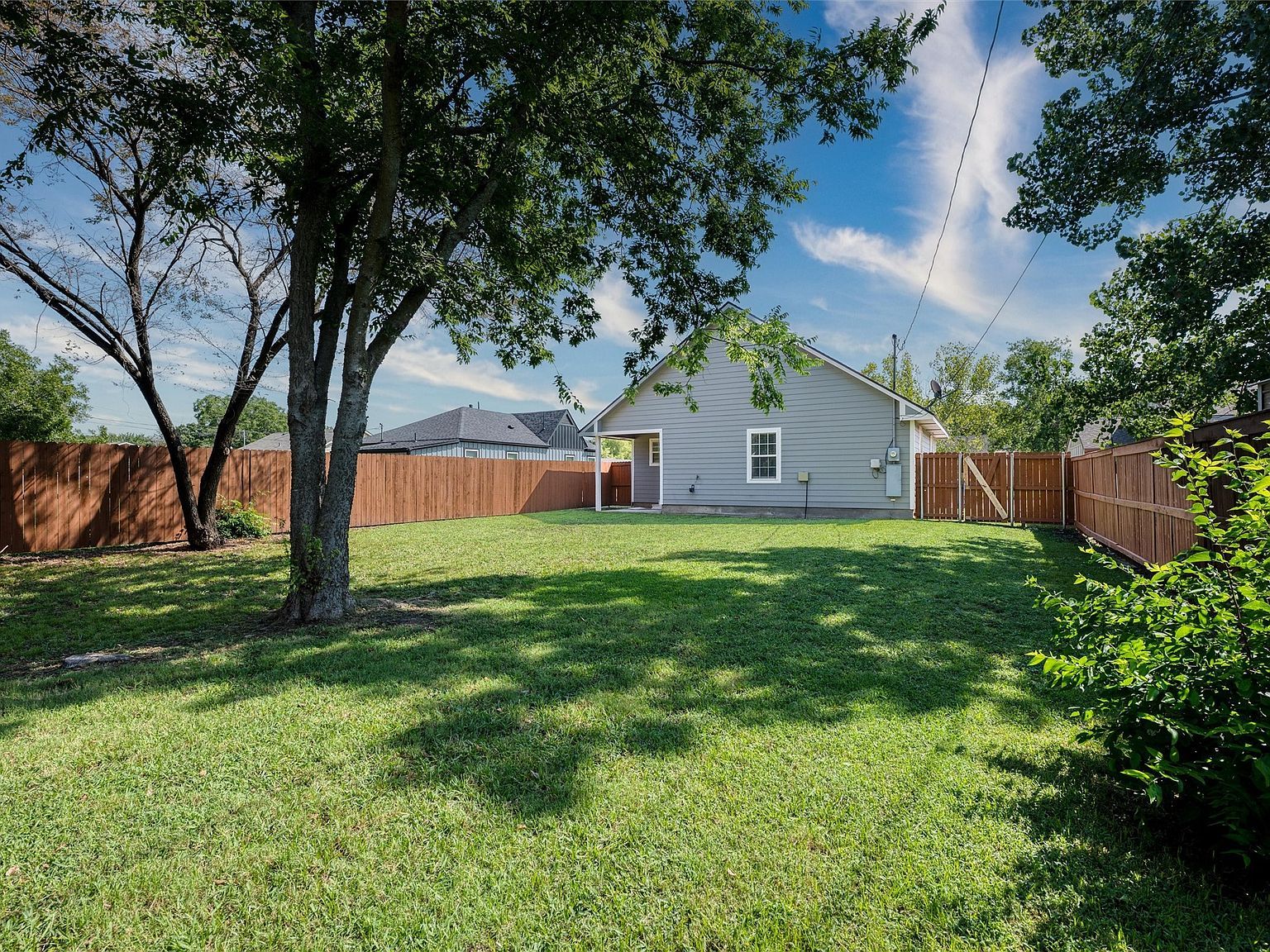 1110 N Ross Ave Sherman, TX 75090 - Thumbnail 3