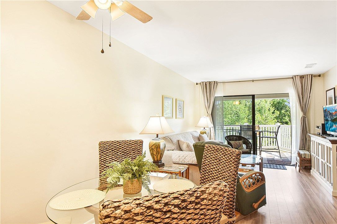 1524 Wood Ave APT 314 Saint Simons Island, GA 31522 - Thumbnail 3