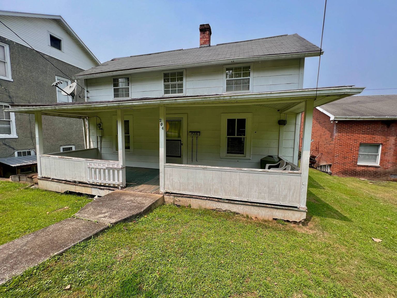 204 Linden St Gassaway, WV 26624 - Thumbnail 3