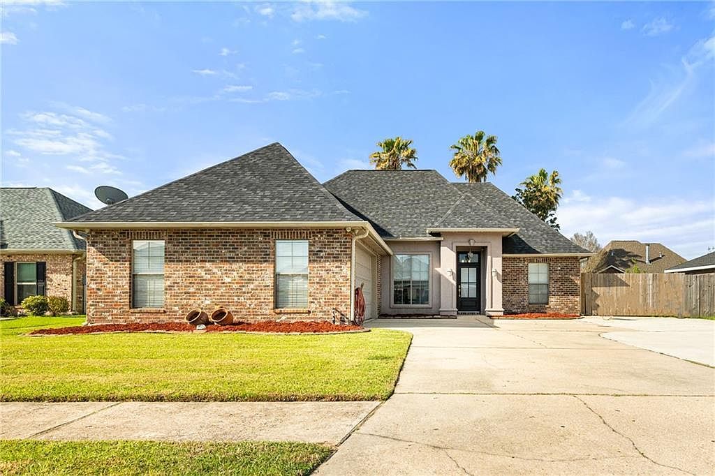 114 Gloria Ct Montz, LA 70068 - Thumbnail 3