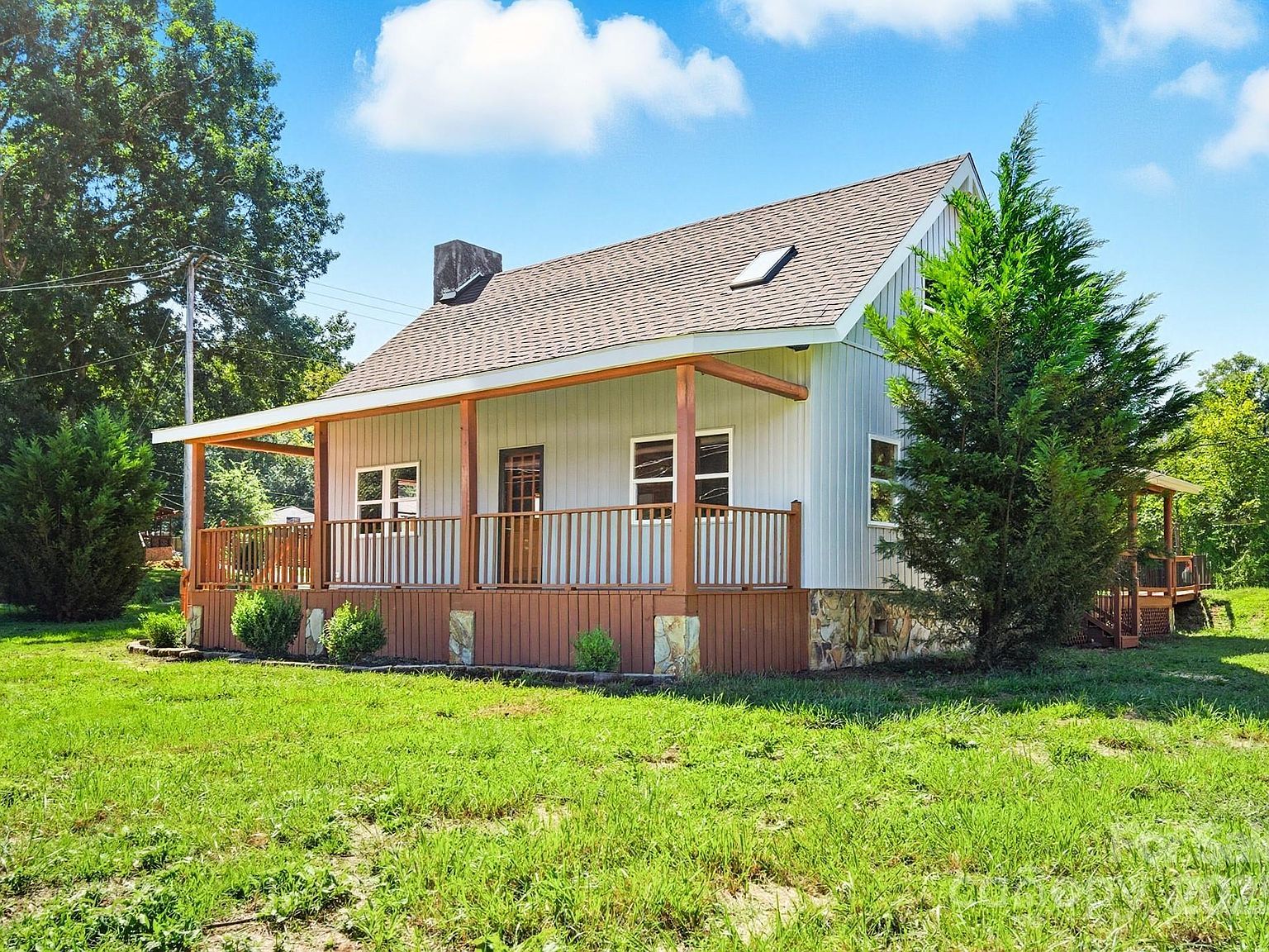 119 Yates St Dallas, NC 28034 - Thumbnail 3