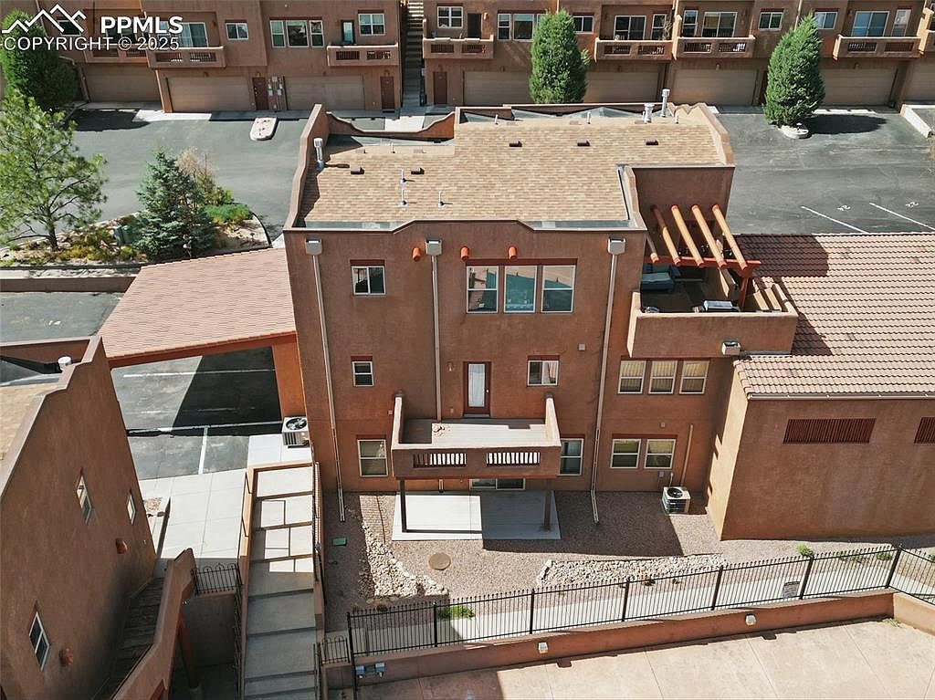 18 Taos Pl Manitou Springs, CO 80829 - Thumbnail 3