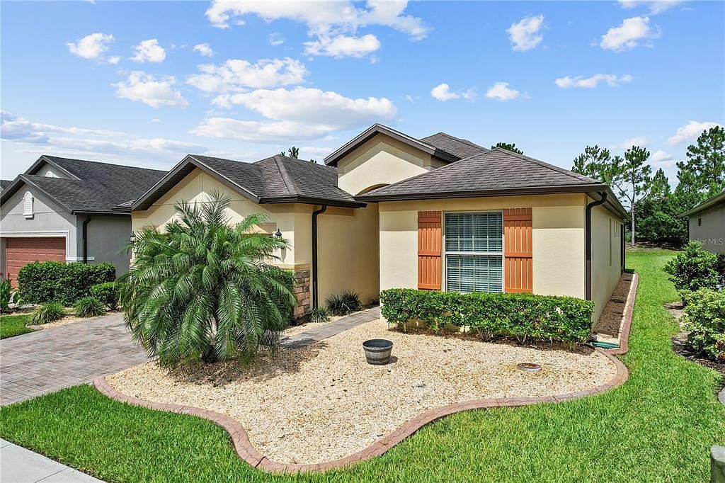 329 Alicante Ct Davenport, FL 33837 - Thumbnail 3