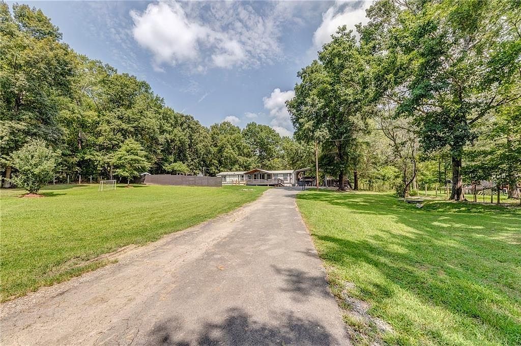 135 Little Creek Ln Resaca, GA 30735 - Thumbnail 3