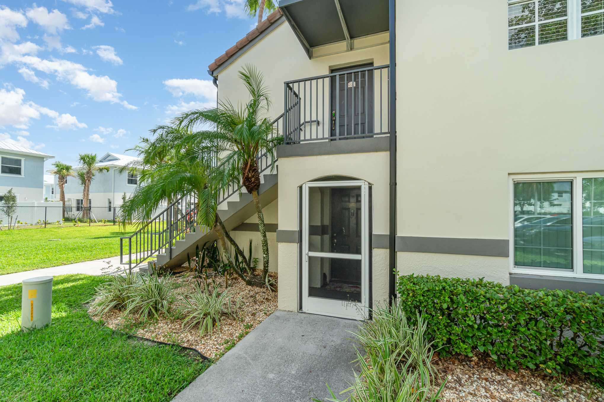 3419 Winkler Ave #522, Fort Myers, FL 33916, USA - Thumbnail 3