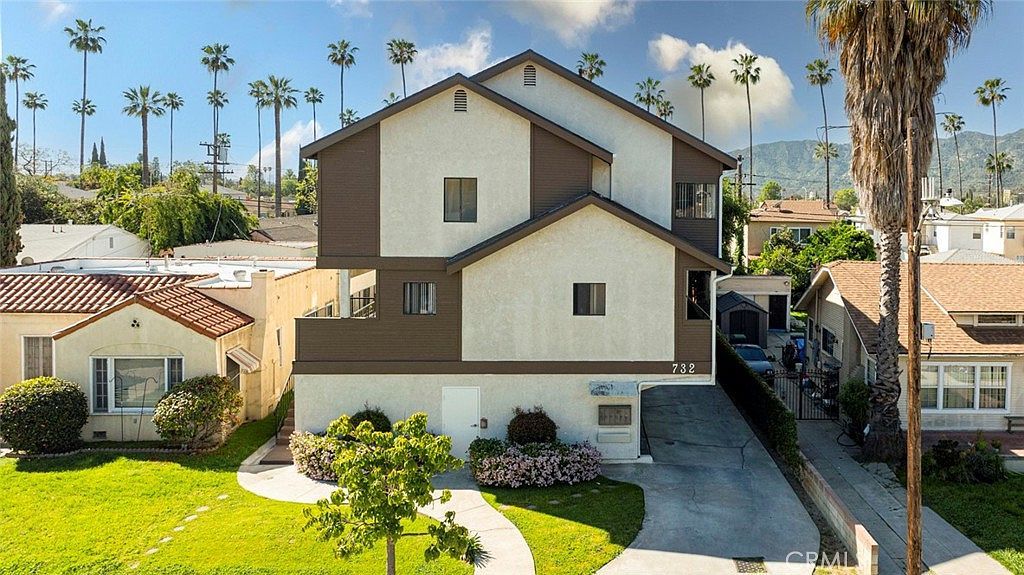 732 W Dryden St Glendale, CA 91202 - Thumbnail 3