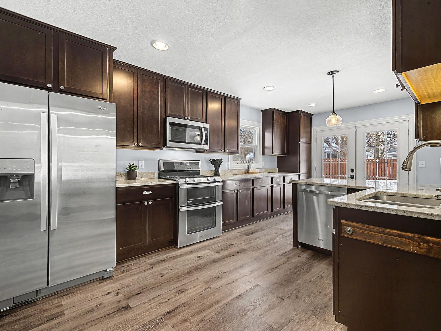 8046 Erie Spur Chanhassen, MN 55317 - Thumbnail 3