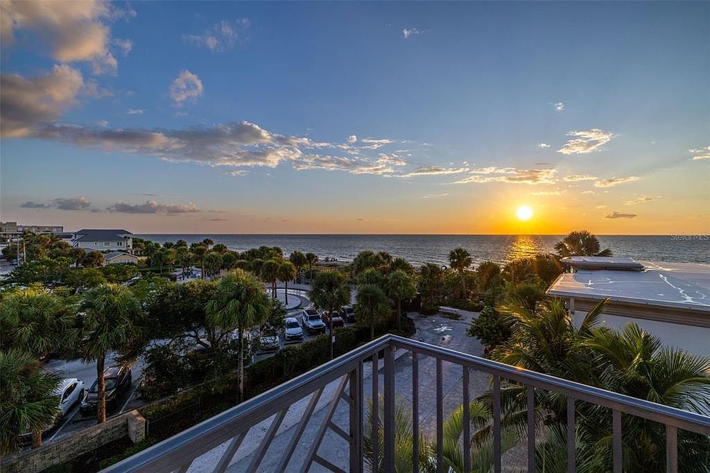 1800 Gulf Blvd Unit 1 Indian Rocks Beach, FL 33785 - Thumbnail 3