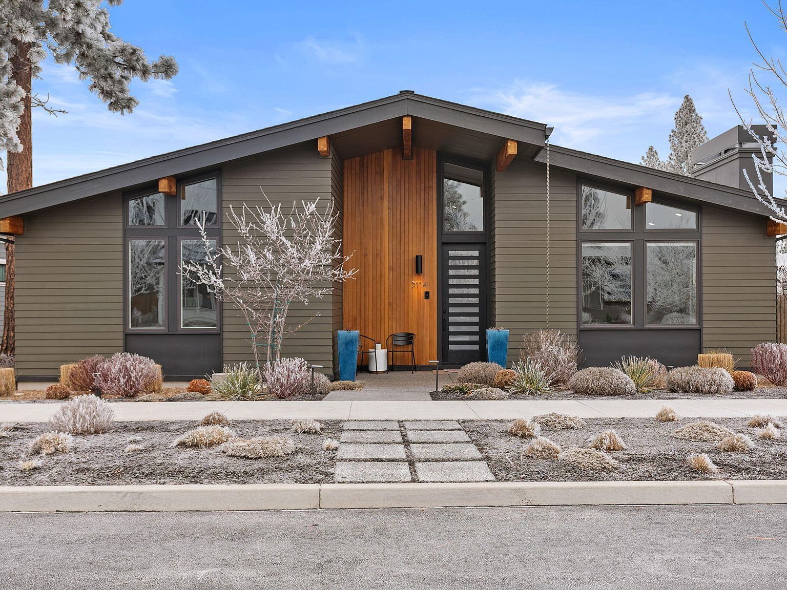 3114 NW Mayer Pl Bend, OR 97703 - Thumbnail 3