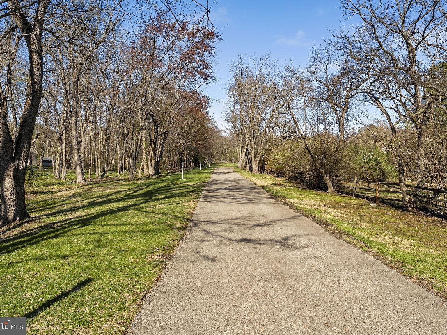 961 Skippack Pike Blue Bell, PA 19422 - Thumbnail 3