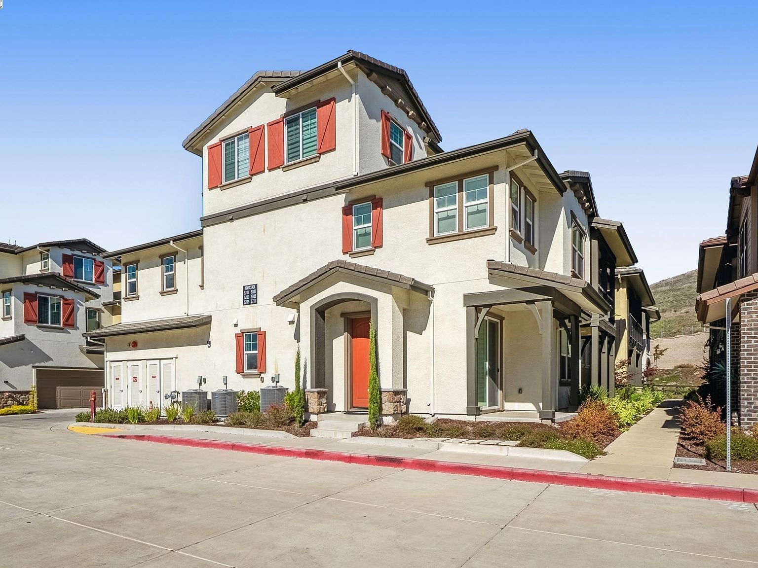 57109 Via Vicenza San Ramon, CA 94583 - Thumbnail 3