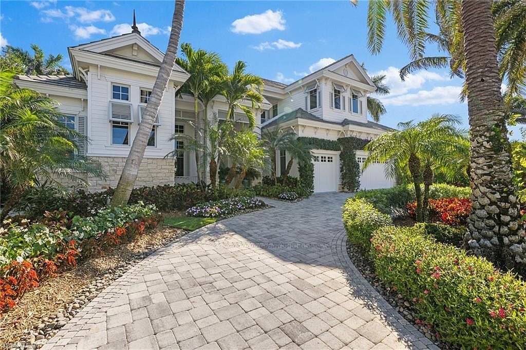 532 Pine Grove Ln Naples, FL 34103 - Thumbnail 3