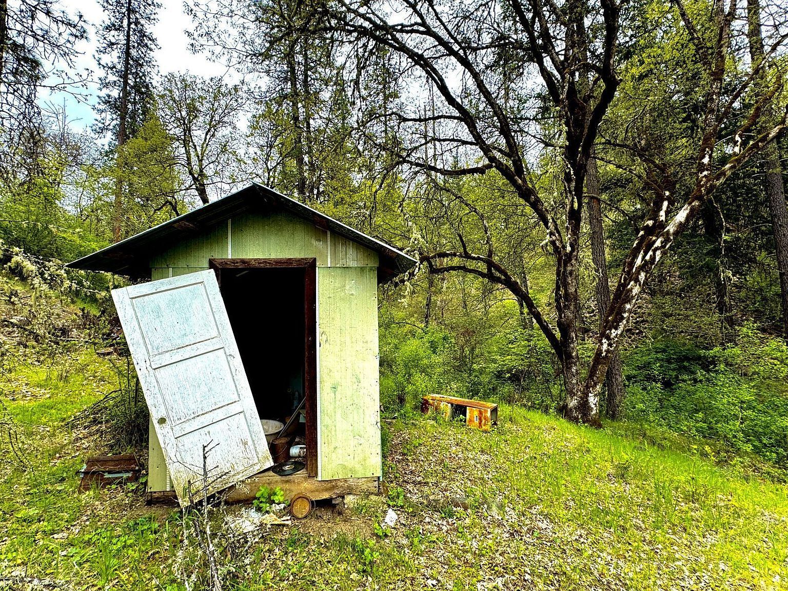 41 Viola Ln Lewiston, CA 96052 - Thumbnail 3