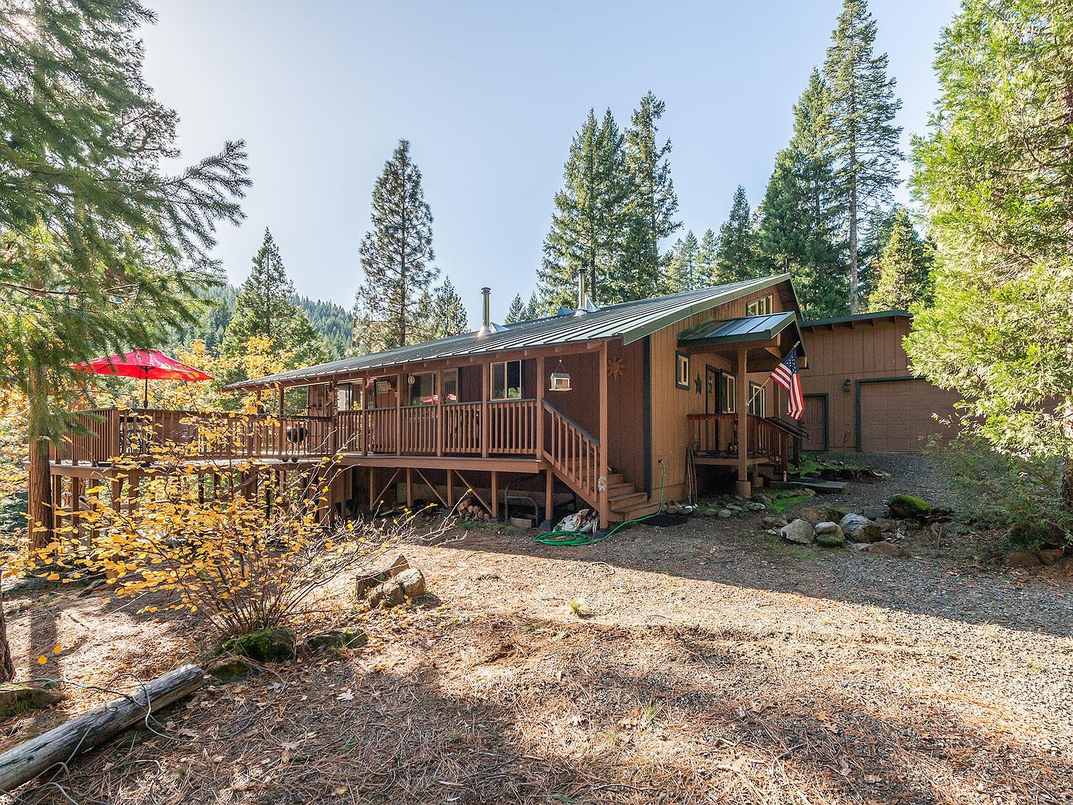 851 Mountain Aire Ln Trinity Center, CA 96091 - Thumbnail 3