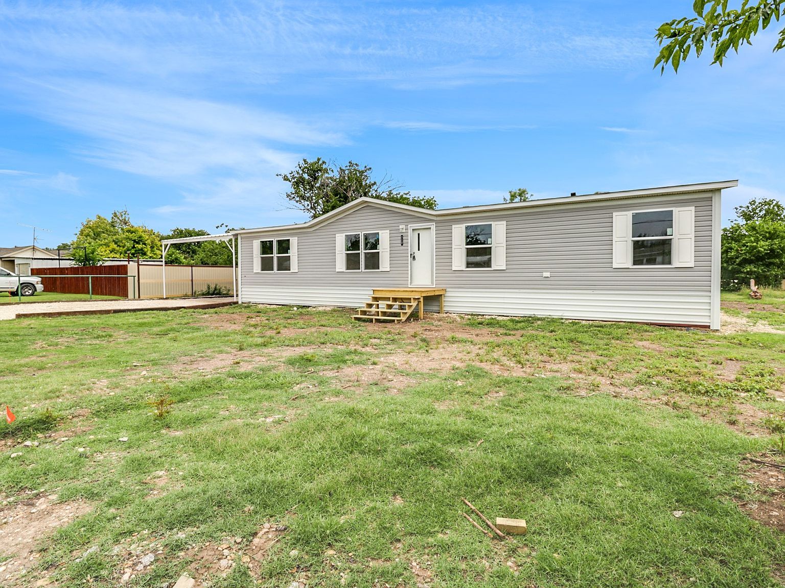 708 W 8th St Coleman, TX 76834 - Thumbnail 3