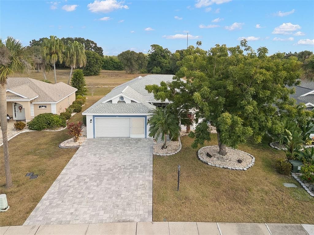 1911 E Del Webb Blvd Sun City Center, FL 33573 - Thumbnail 3