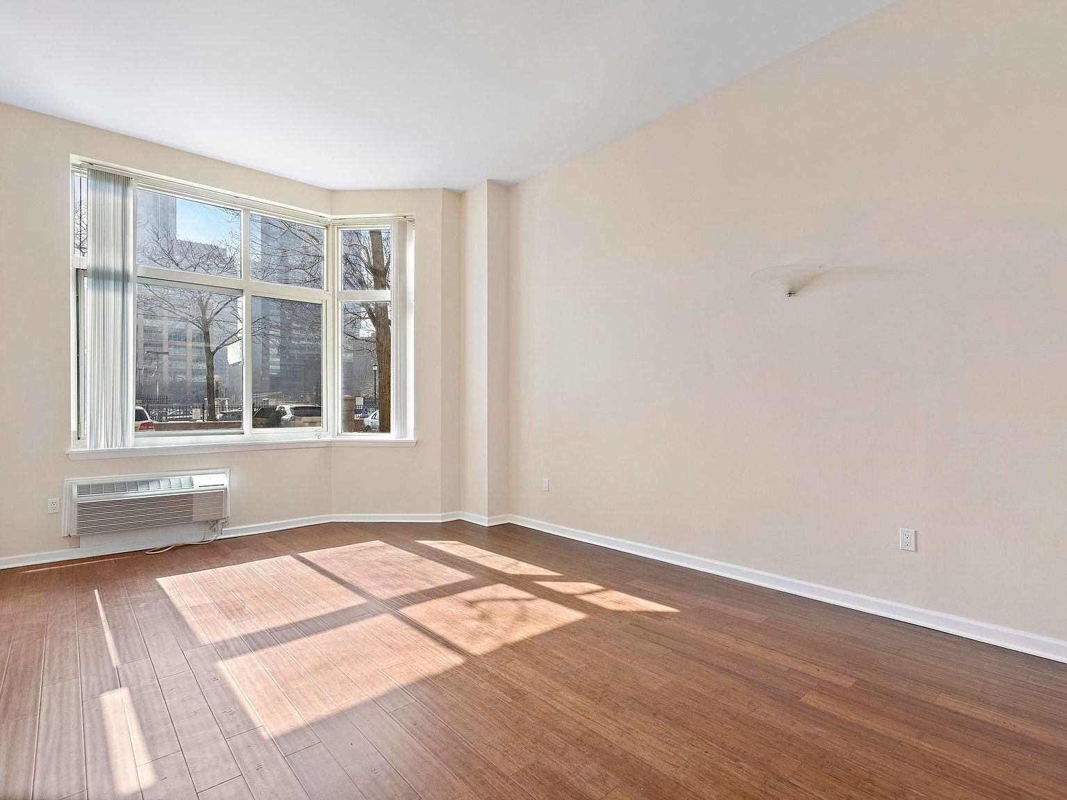 20 2nd St APT 110 Jersey City, NJ 07302 - Thumbnail 3