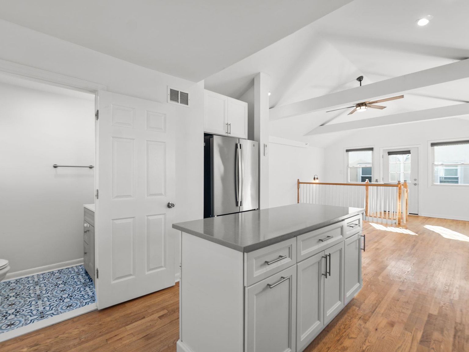 158 Wayne St APT 423A Jersey City, NJ 07302 - Thumbnail 3