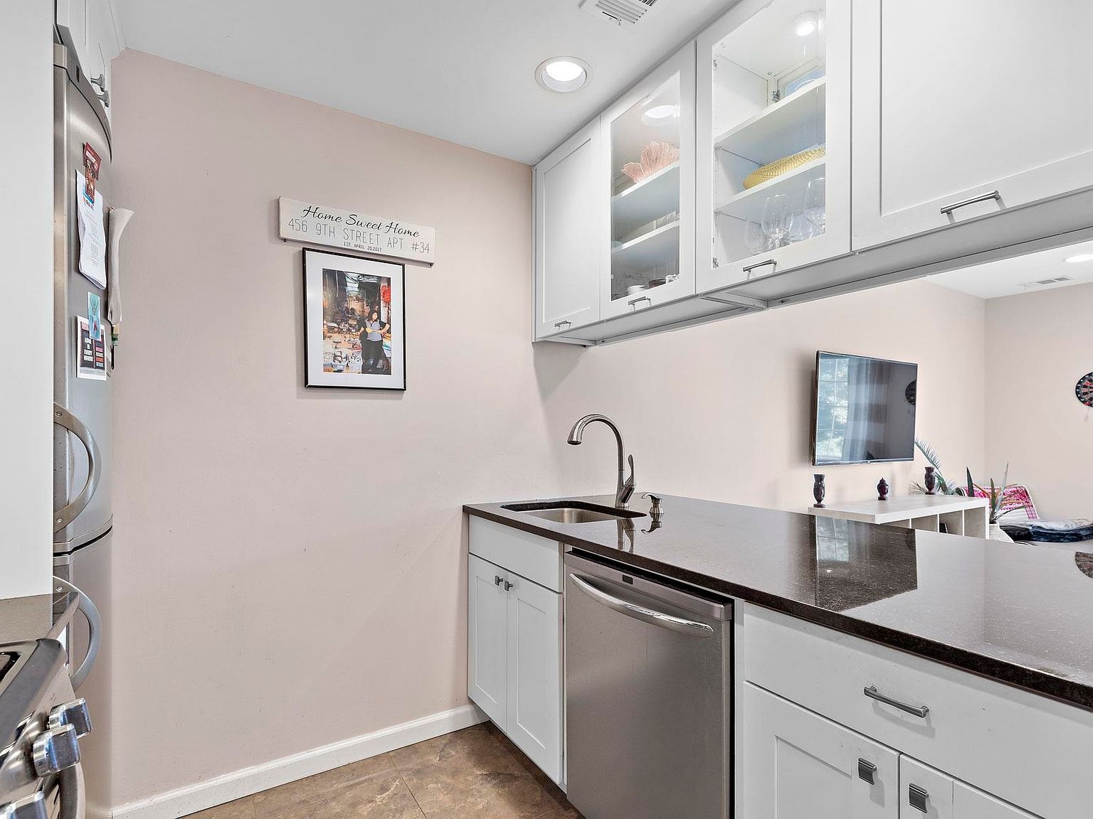 456 9th St APT 34 Hoboken, NJ 07030 - Thumbnail 3