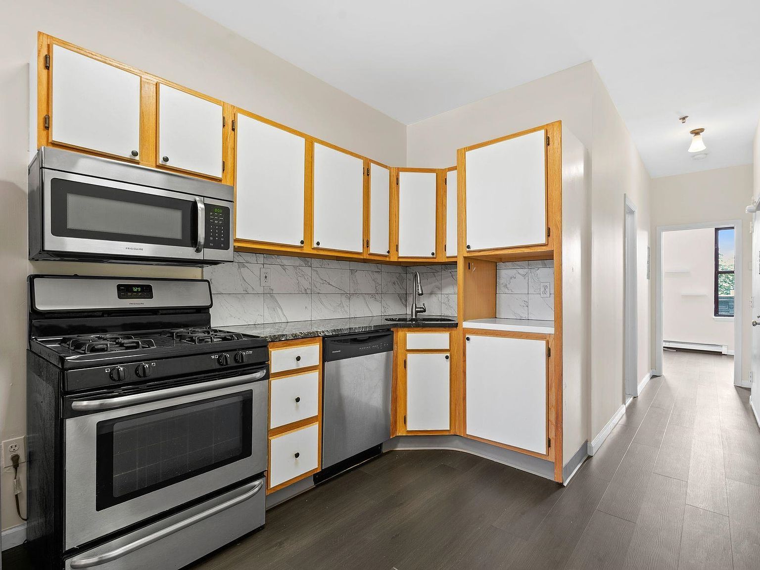 811 Park Ave APT 8 Hoboken, NJ 07030 - Thumbnail 3