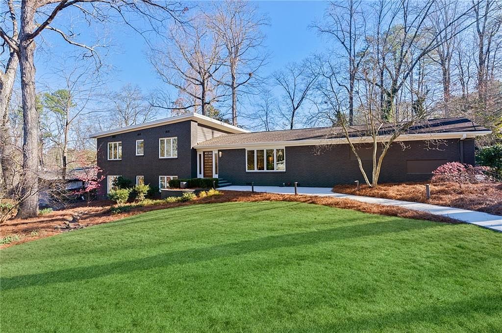 2133 Eldorado Dr NE Atlanta, GA 30345 - Thumbnail 3