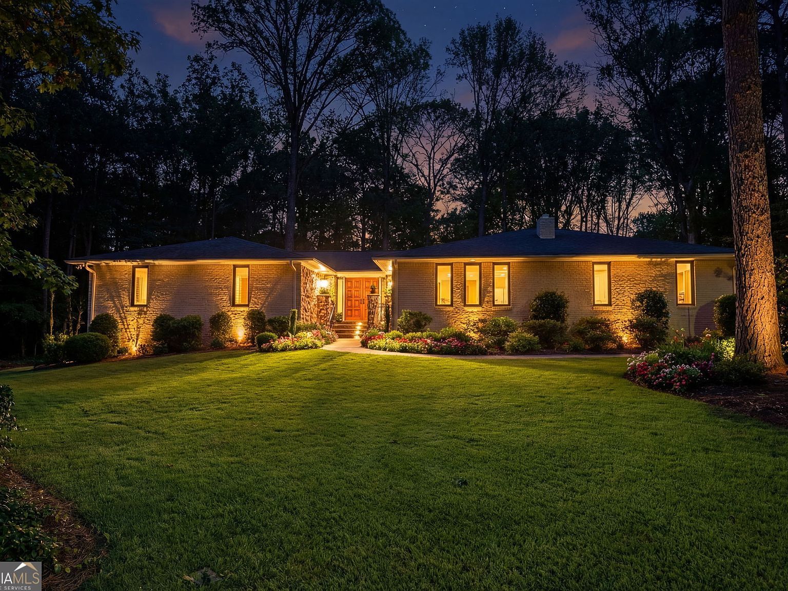 5666 Redcoat Run Stone Mountain, GA 30087 - Thumbnail 3