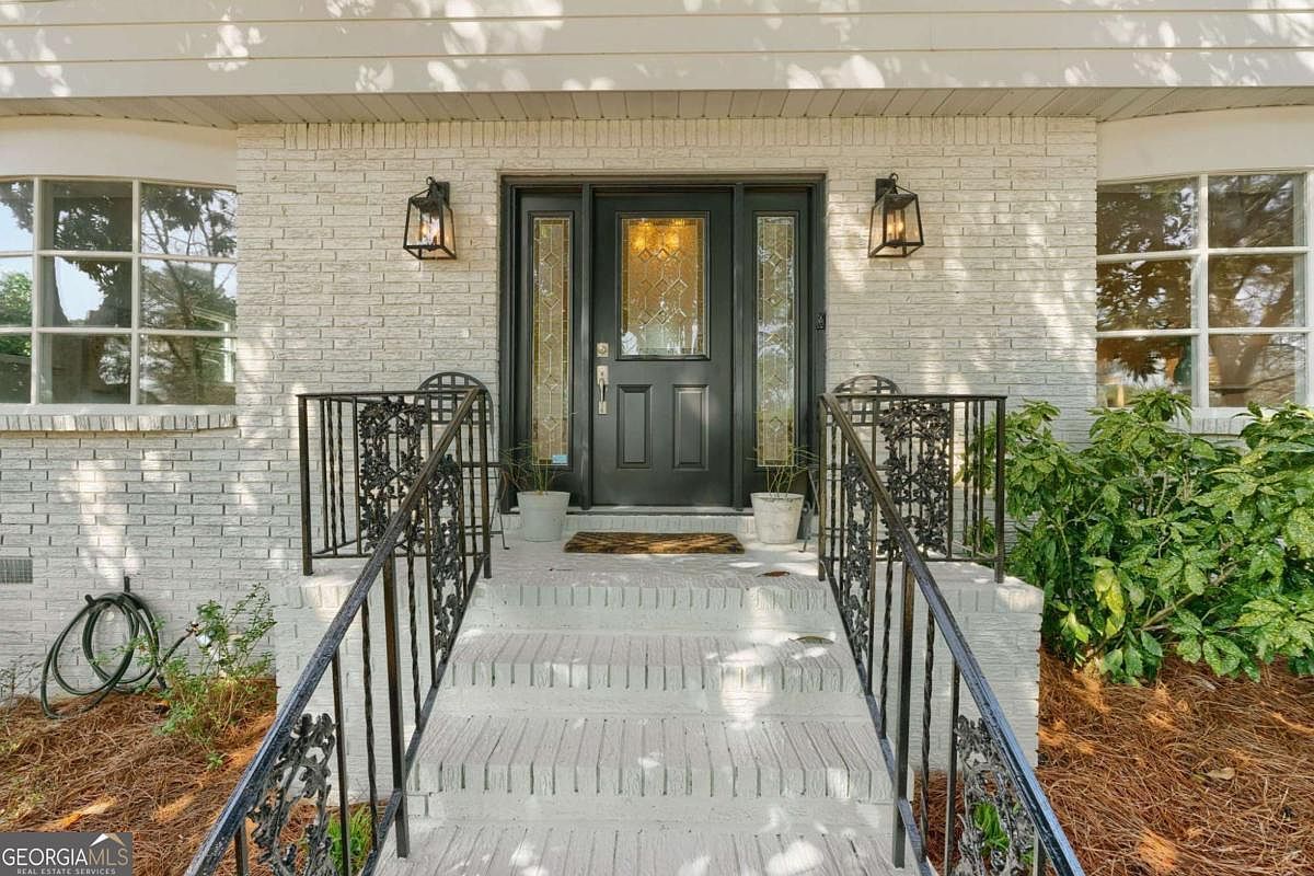 2978 Greenbrook Way NE Atlanta, GA 30345 - Thumbnail 3