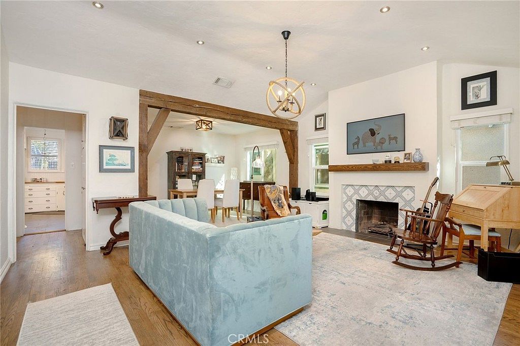 11519 Albers St North Hollywood, CA 91601 - Thumbnail 3