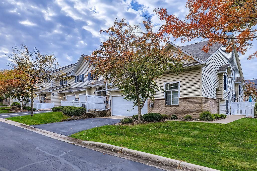 3772 Vermilion Ct S Eagan, MN 55122 - Thumbnail 3