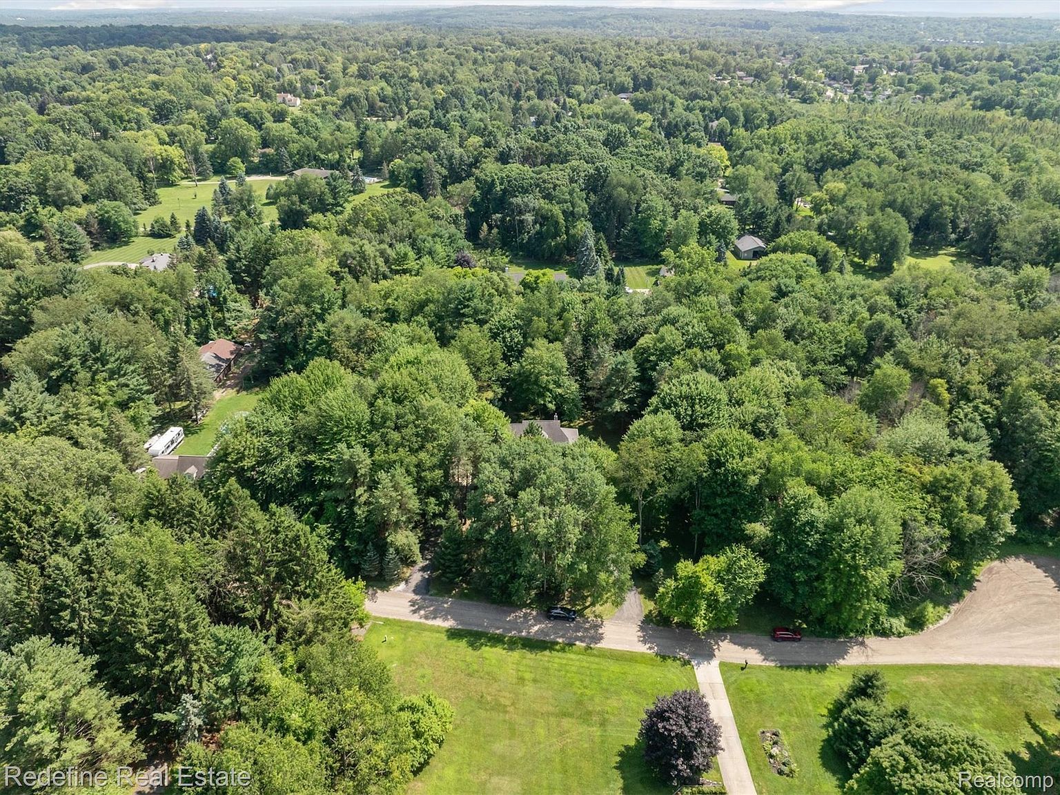 0 Pine Grove Ln Milford, MI 48381  | Land/Lot