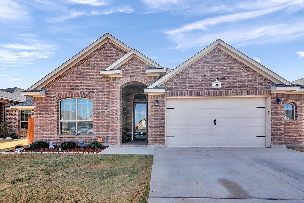 1906 Overshine Ln Midland, TX 79705 - Thumbnail 3