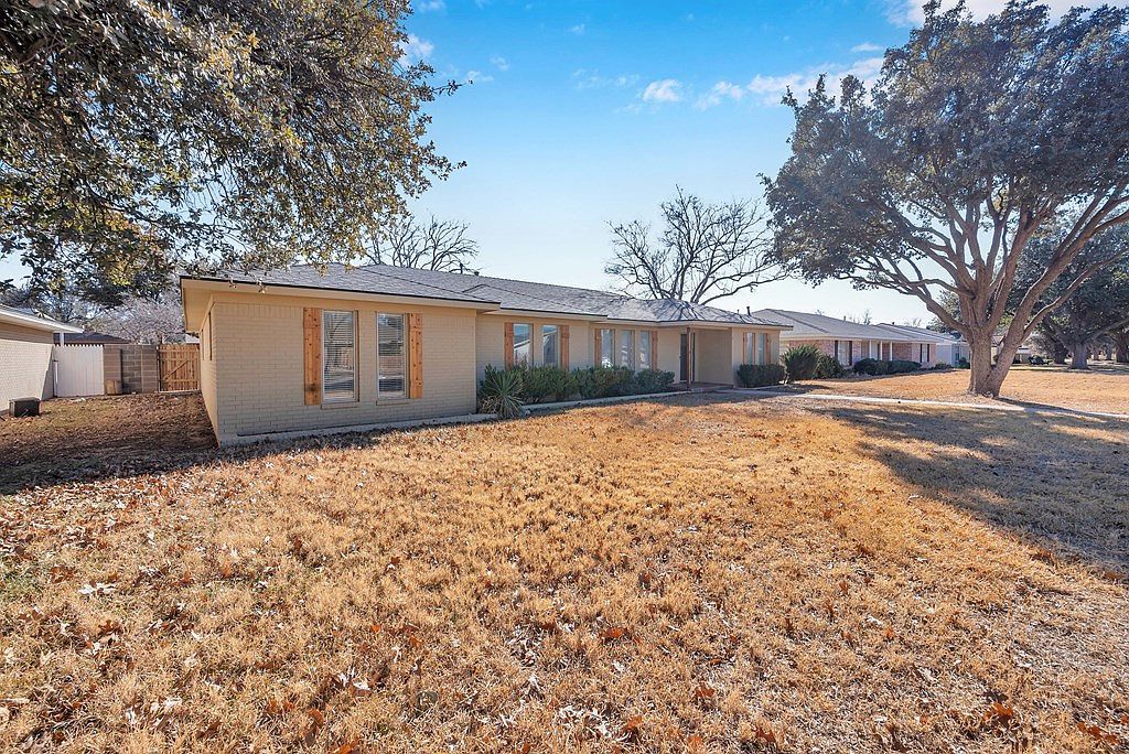 4 Metz Ct Midland, TX 79705 - Thumbnail 3