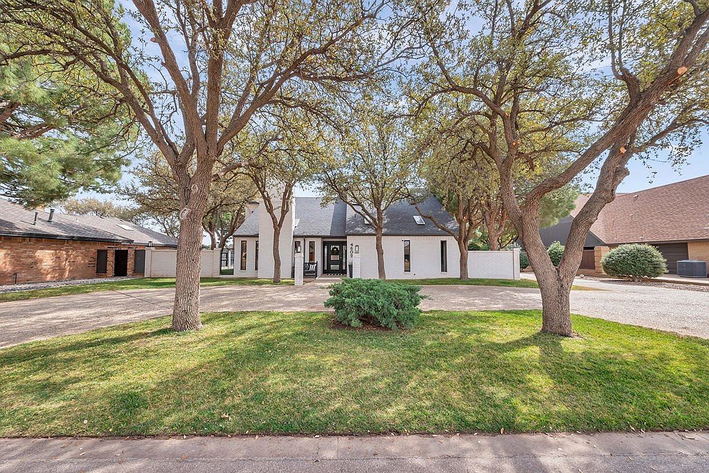 4609 Green Tree Blvd Midland, TX 79707 - Thumbnail 3