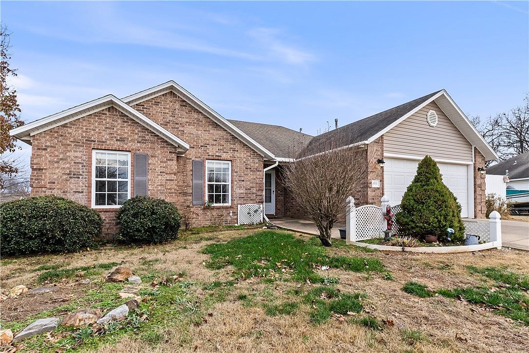 900 Churchill Ct Gentry, AR 72734 - Thumbnail 3