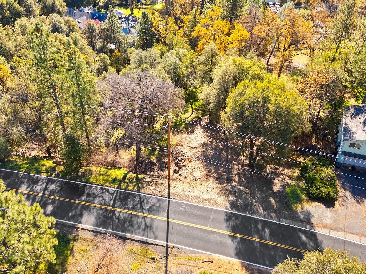 19795 Ferretti Rd Groveland, CA 95321 - Thumbnail 3