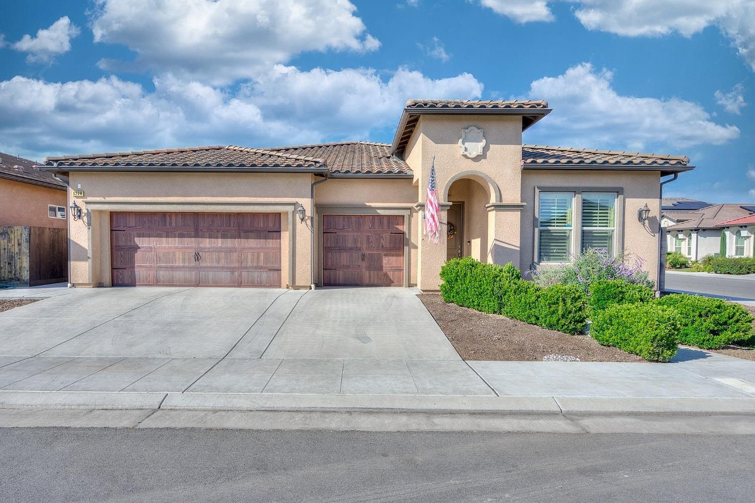 6228 E Providence Ave Fresno, CA 93727 - Thumbnail 3