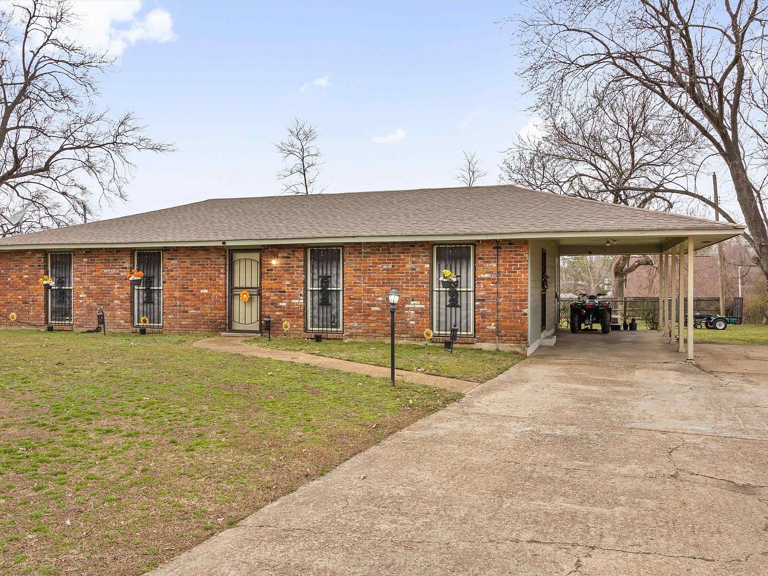 214 Ivan Rd Memphis, TN 38109 - Thumbnail 3