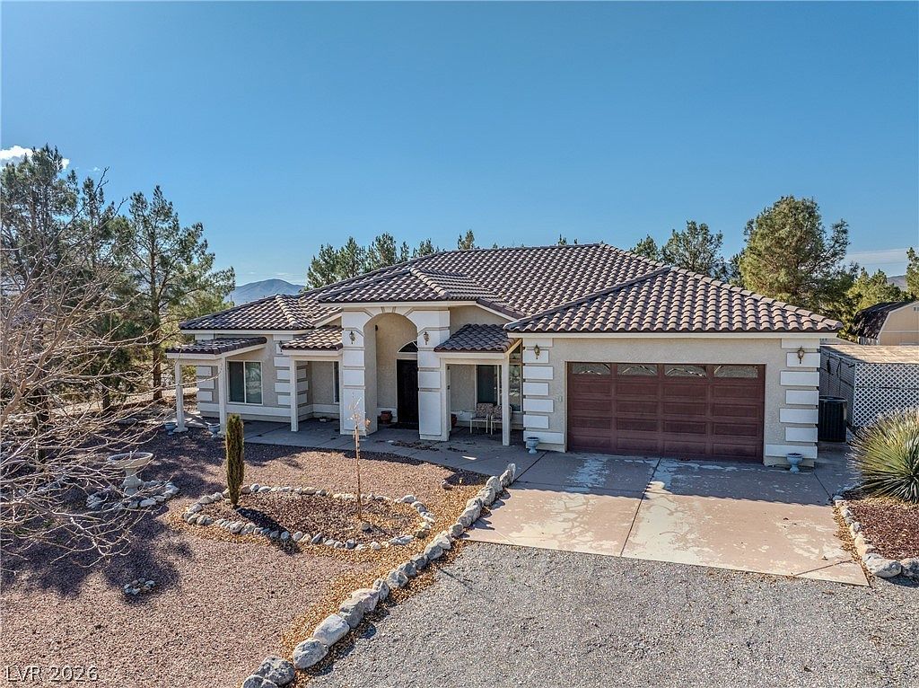 2290 S Murphy St Pahrump, NV 89048 - Thumbnail 3