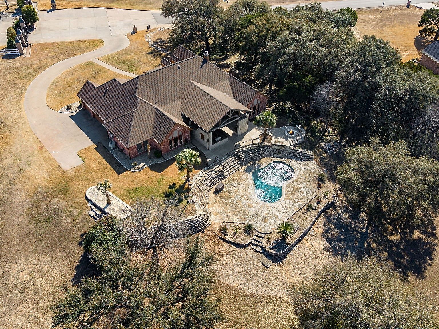 3506 Grand Harbor Ct Granbury, TX 76049 - Thumbnail 3