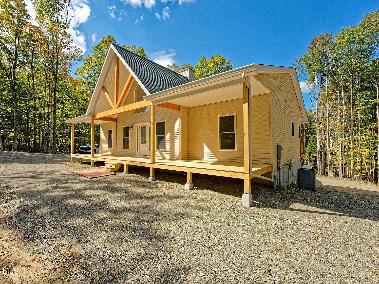 517 Madonna Lake Rd Cropseyville, NY 12052 - Thumbnail 3