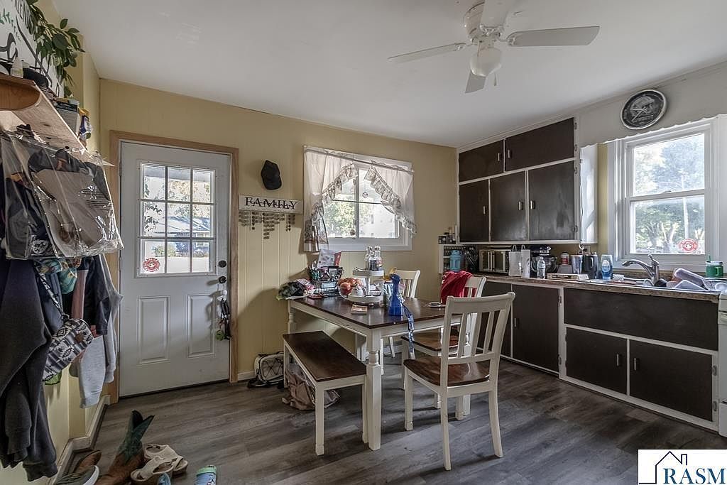 208 Dugan St S Welcome, MN 56181 - Thumbnail 3