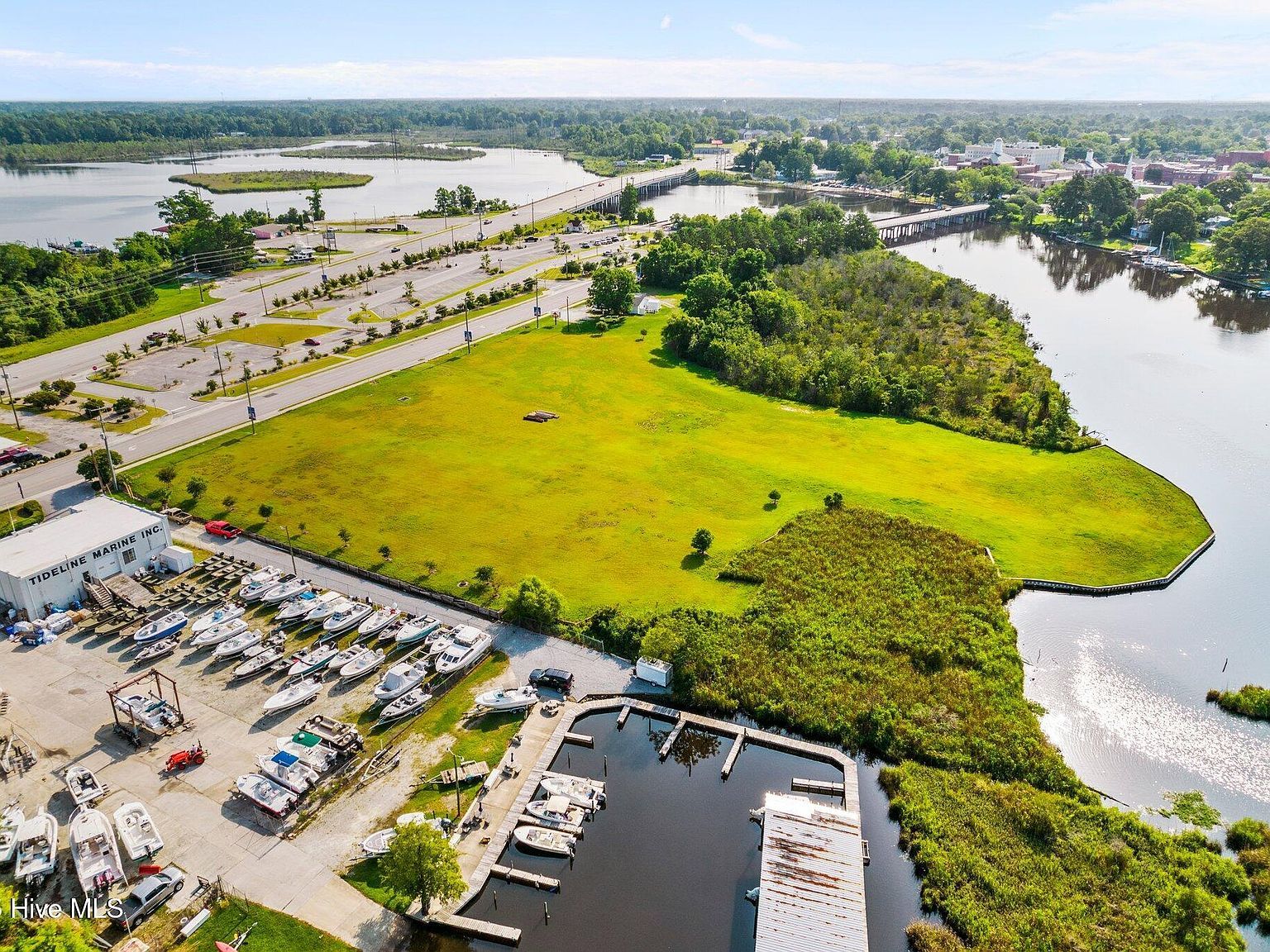 147 NW Old Bridge St Jacksonville, NC 28540 - Thumbnail 3