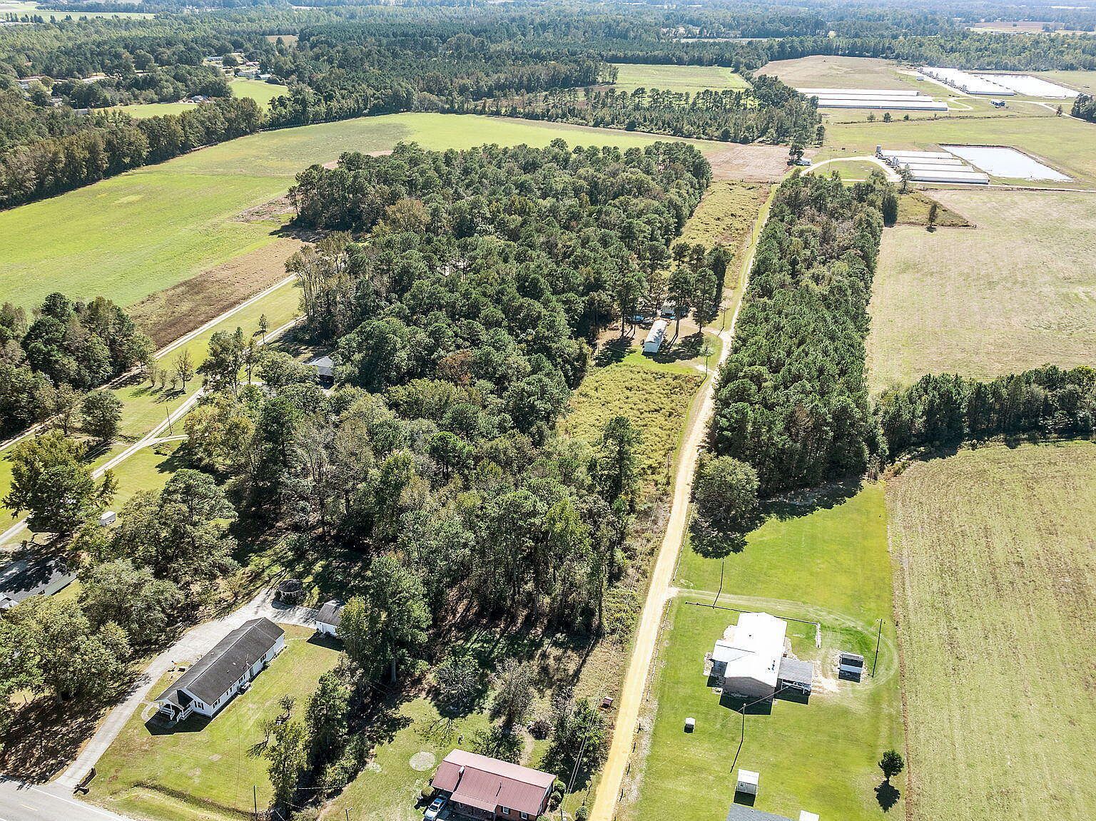 153 Mb Bennett Ln Clinton, NC 28328 - Thumbnail 3