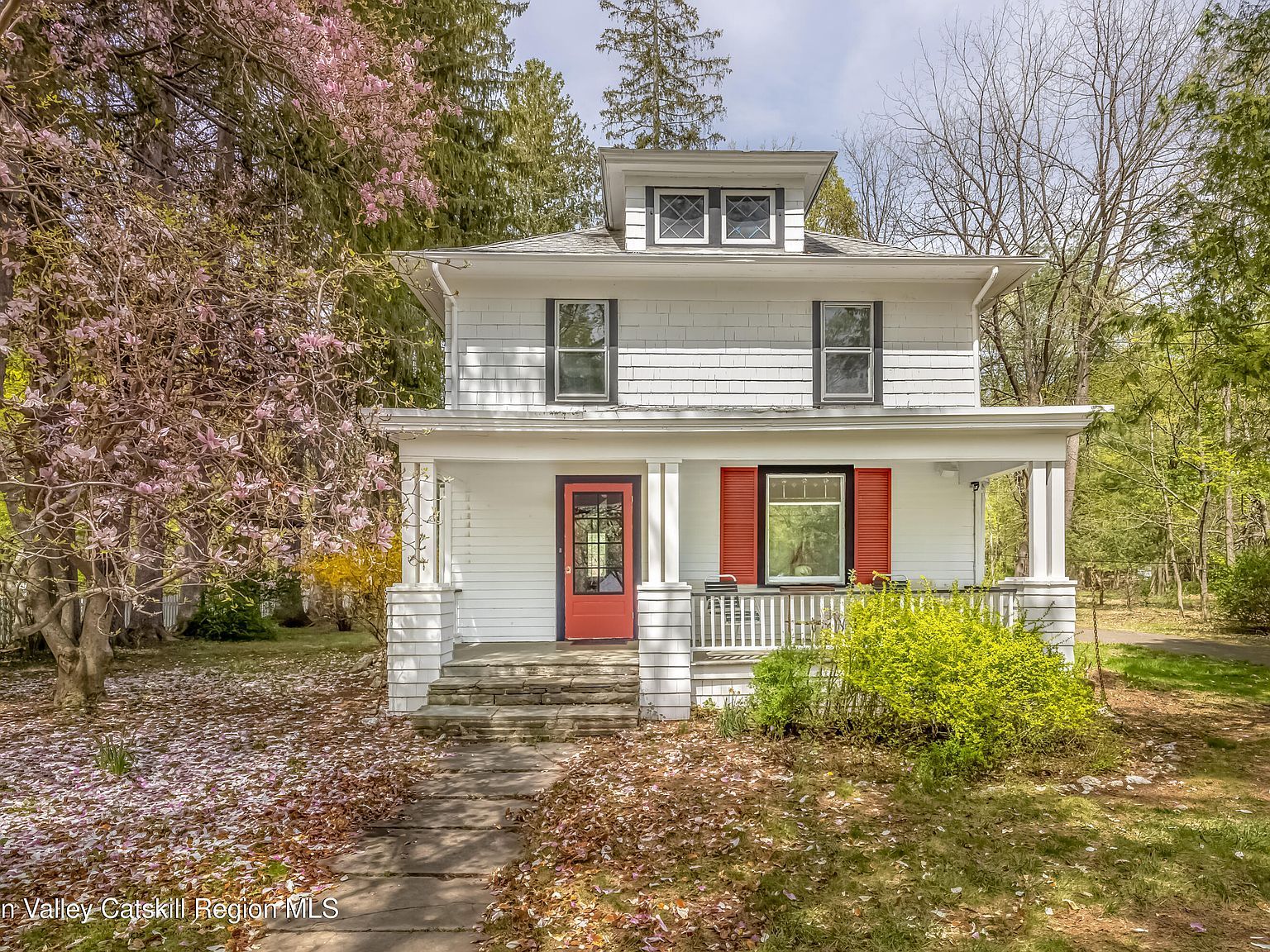 40 Lower Byrdcliffe Rd Woodstock, NY 12498 - Thumbnail 3